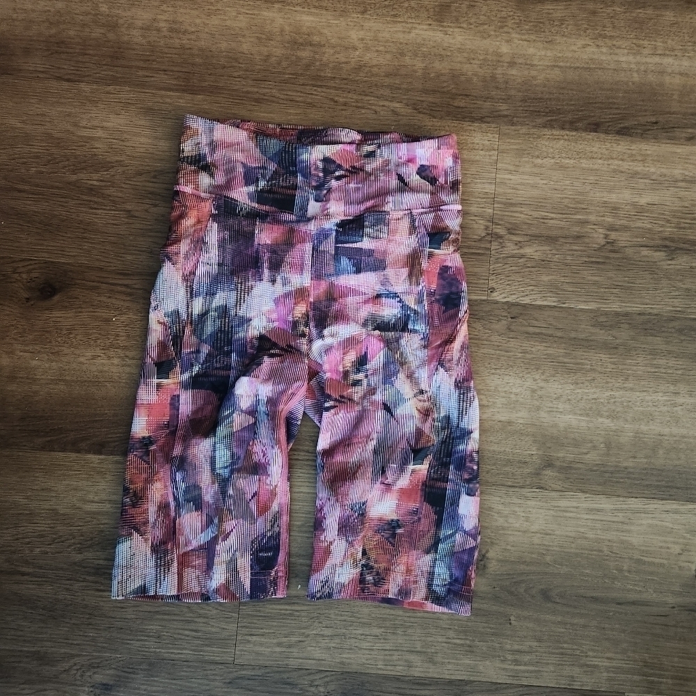 Lululemon On Pace Short HR 10"